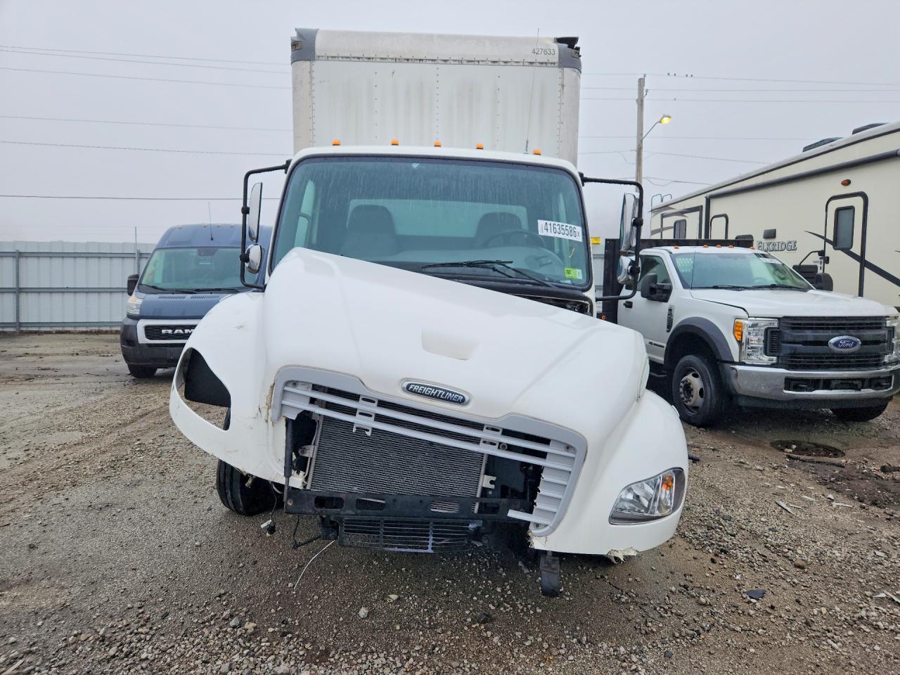2022 Freigliner 2022 Freightliner M2 106-BOX Truck