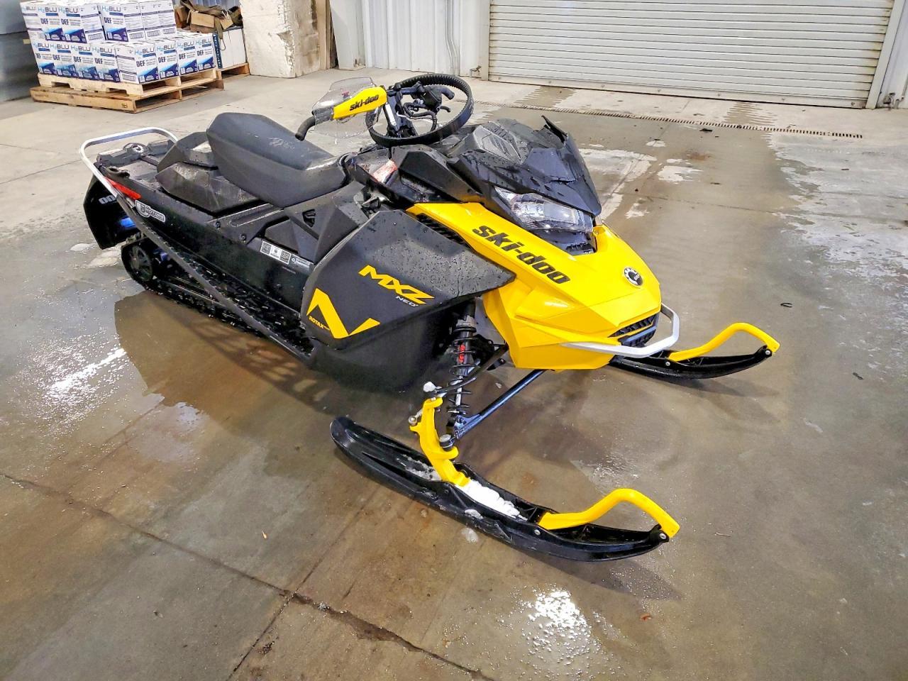 2025 Skidoo MXZ NEO 600CC