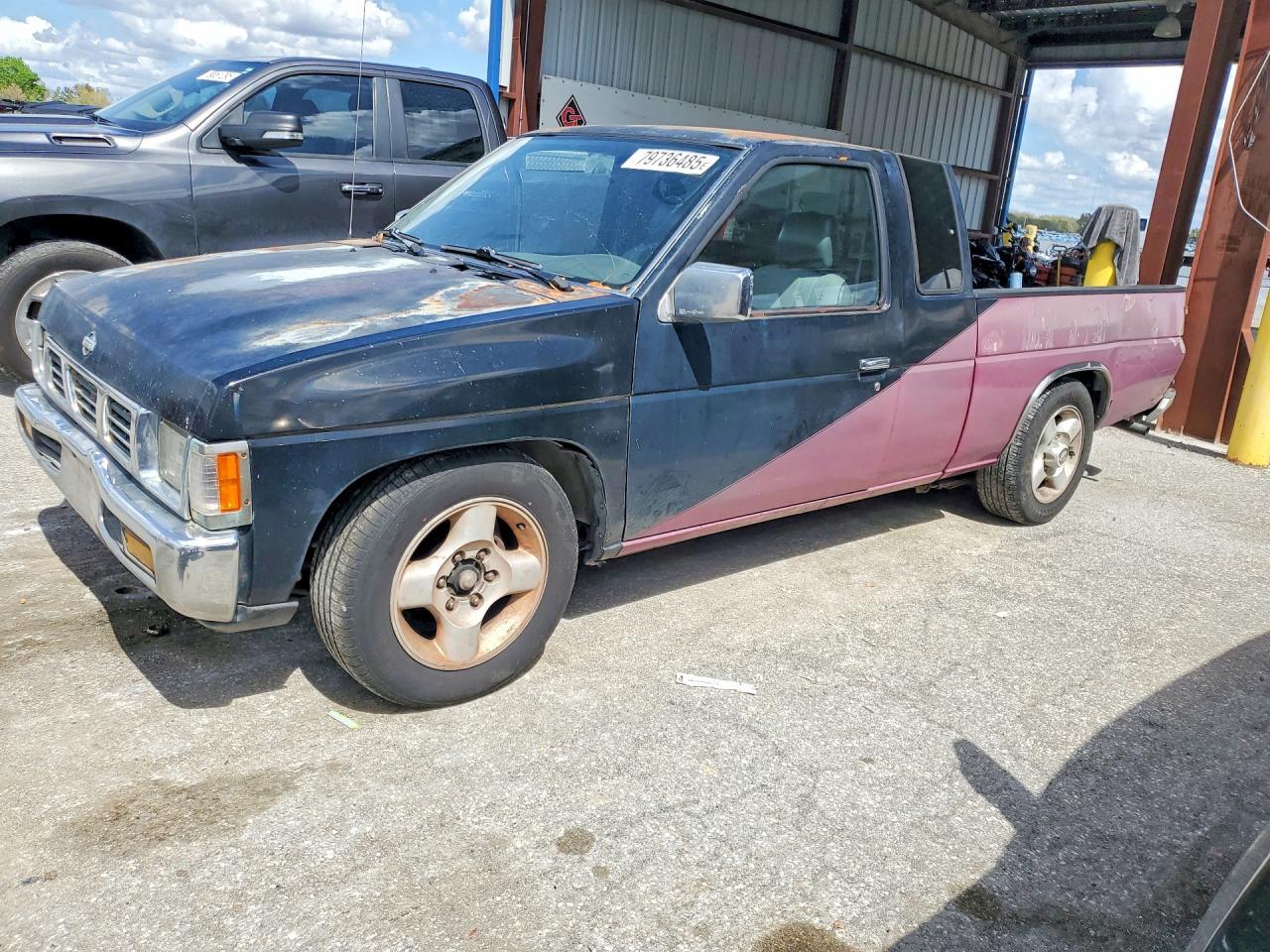 1995 Nissan Truck XE V6