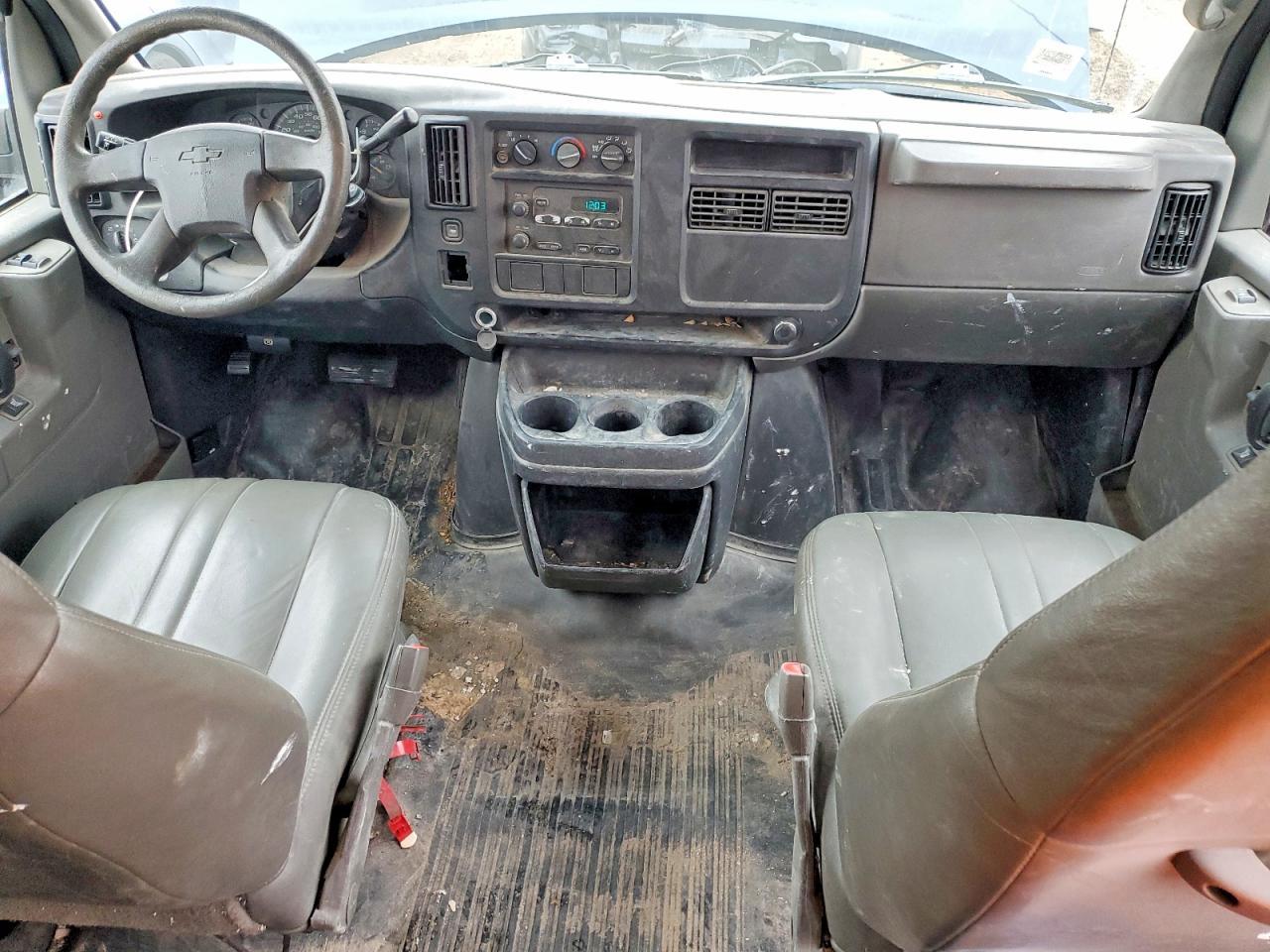 2004 Chevrolet Express G1500