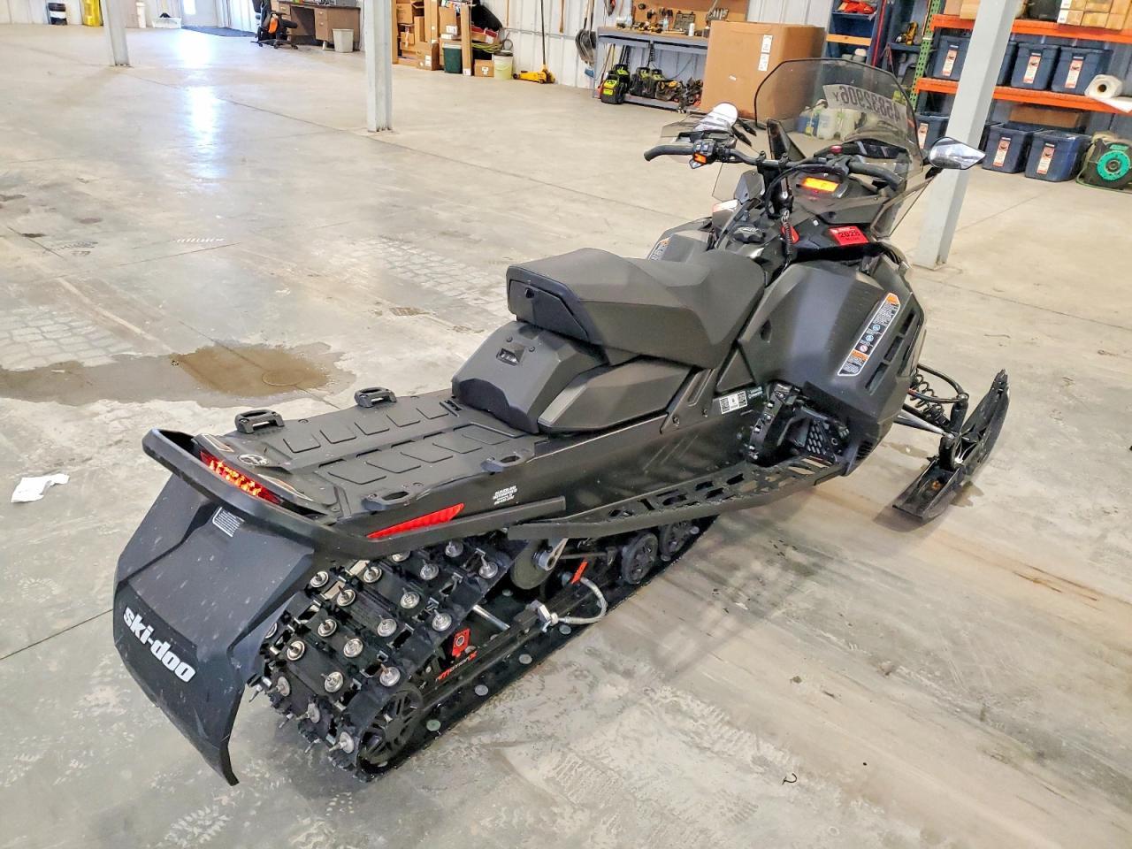 2023 Skidoo Renegade