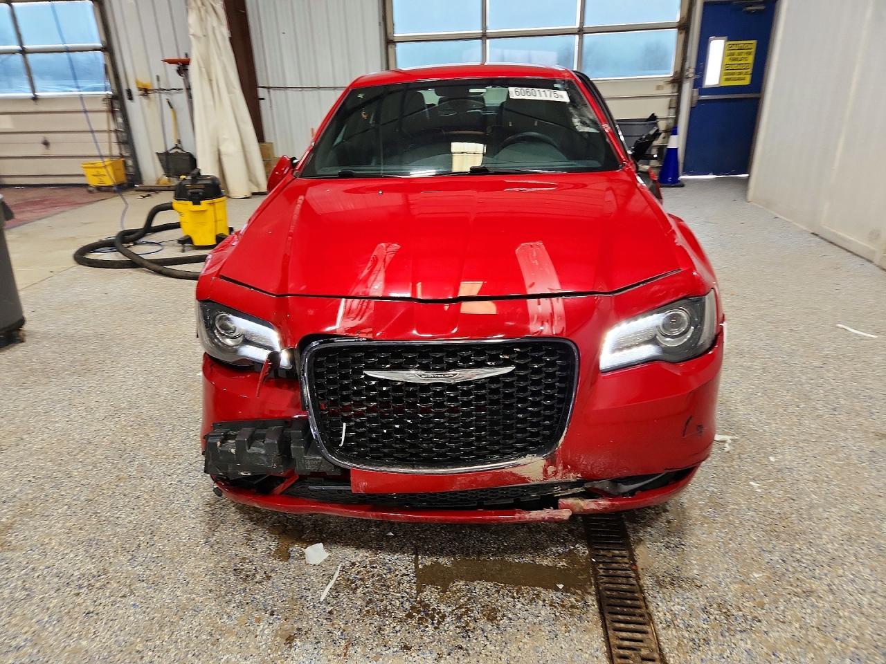 2017 Chrysler 300 s