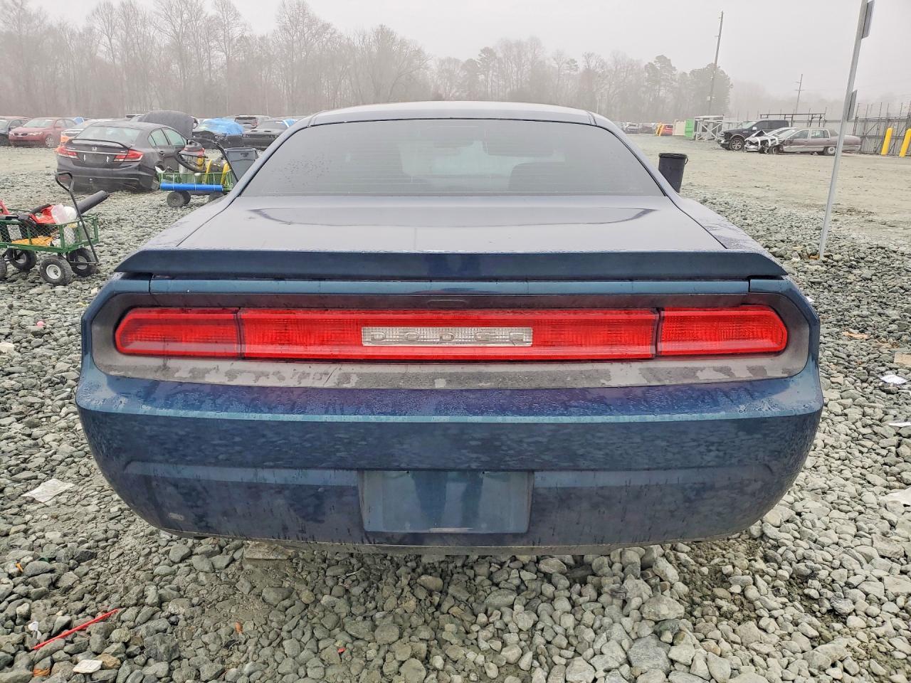 2013 Dodge Challenger sxt