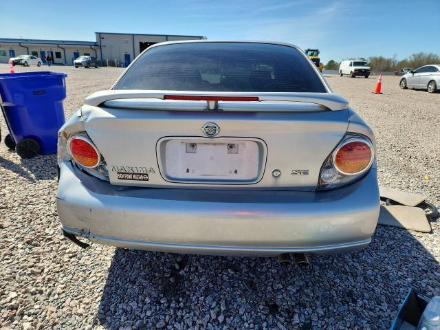 2003 Nissan Maxima gxe