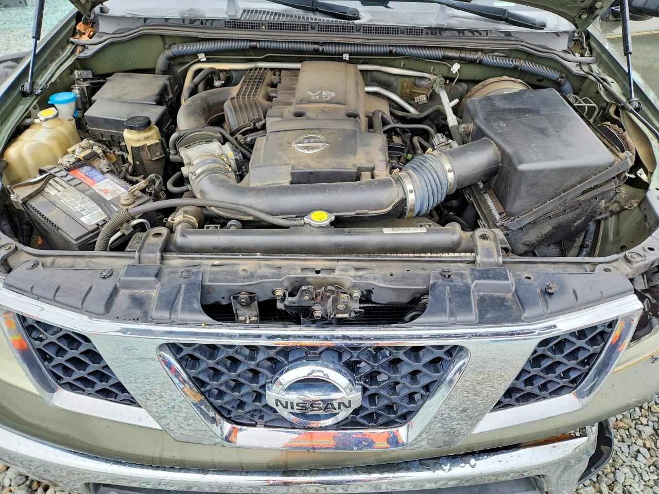2005 Nissan Frontier SE