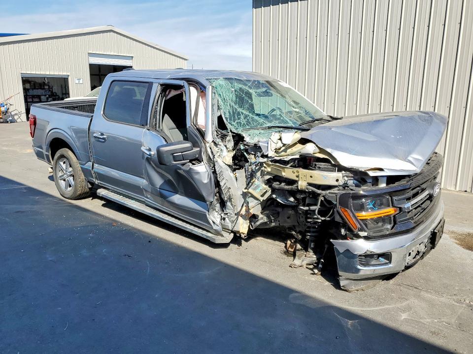 2025 Ford F150 XLT