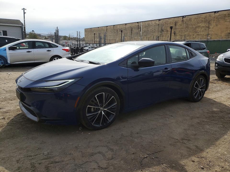 2024 Toyota Prius xle