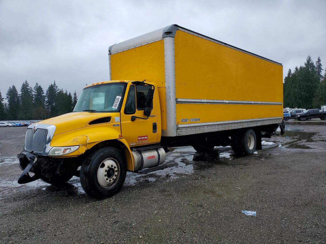 2013 International 4300 BOX Truck