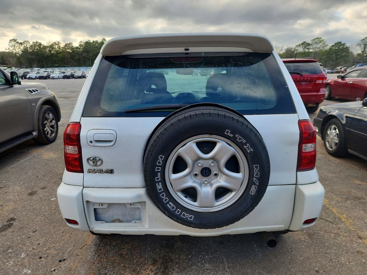 2005 Toyota Rav4 Base