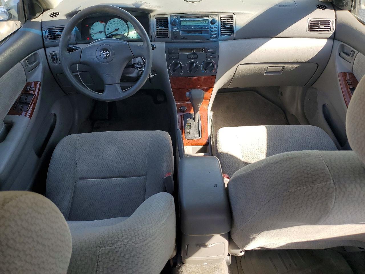 2004 Toyota Corolla le