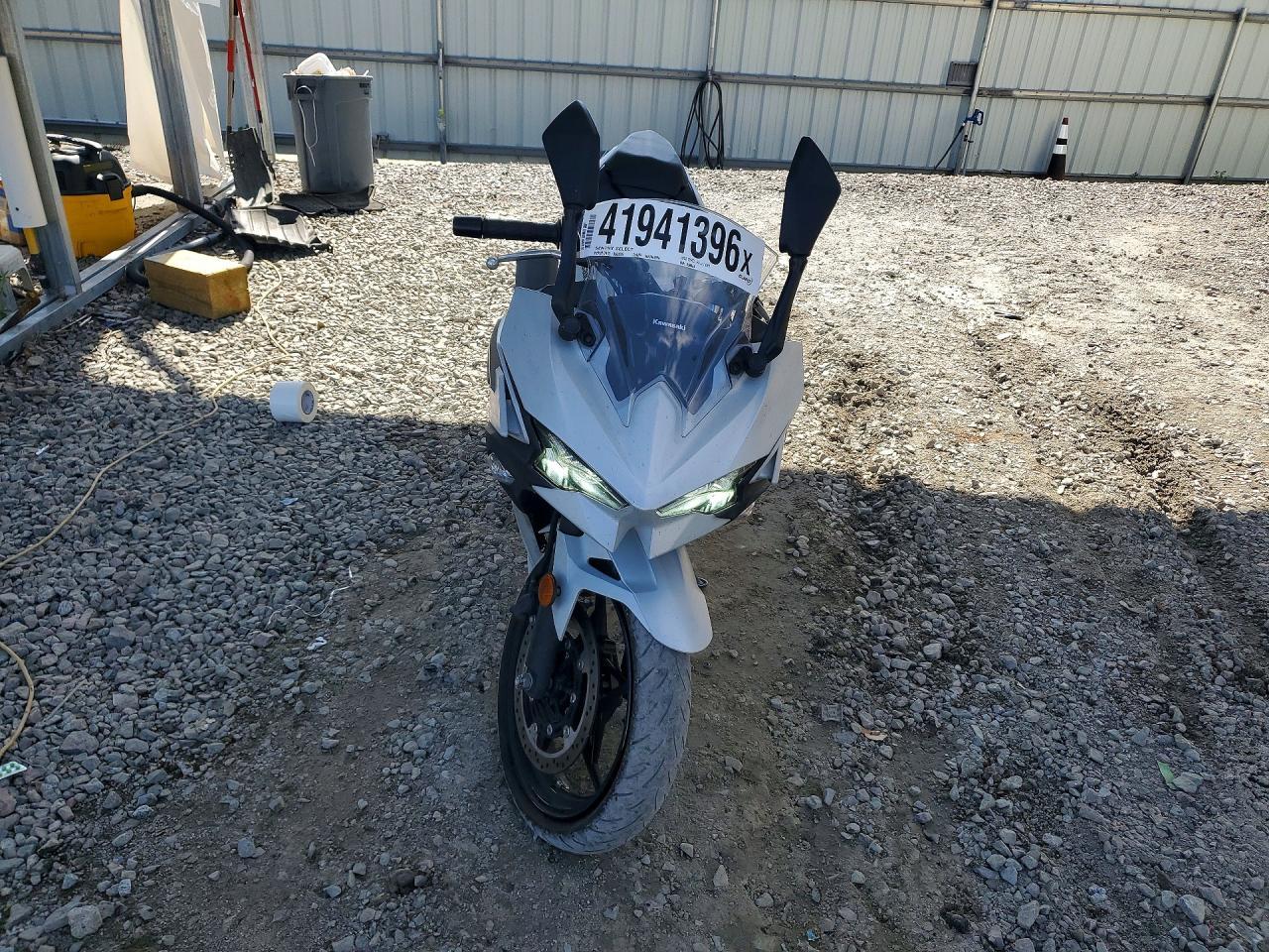 2025 Kawasaki EX500 H