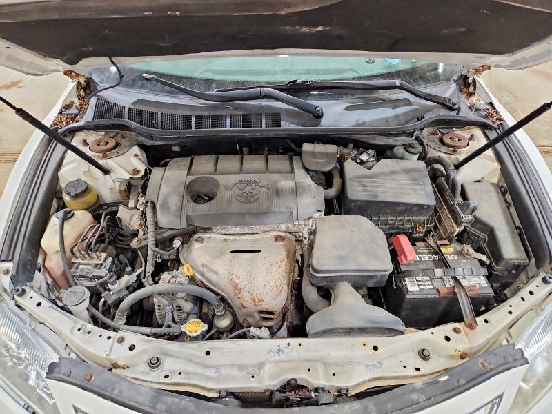 2011 Toyota Camry le