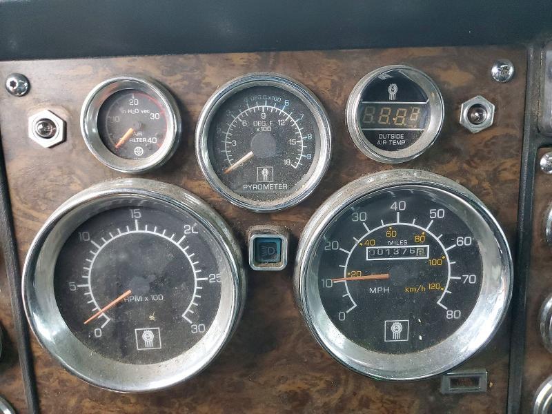 1995 Kenworth T600 Semi Truck