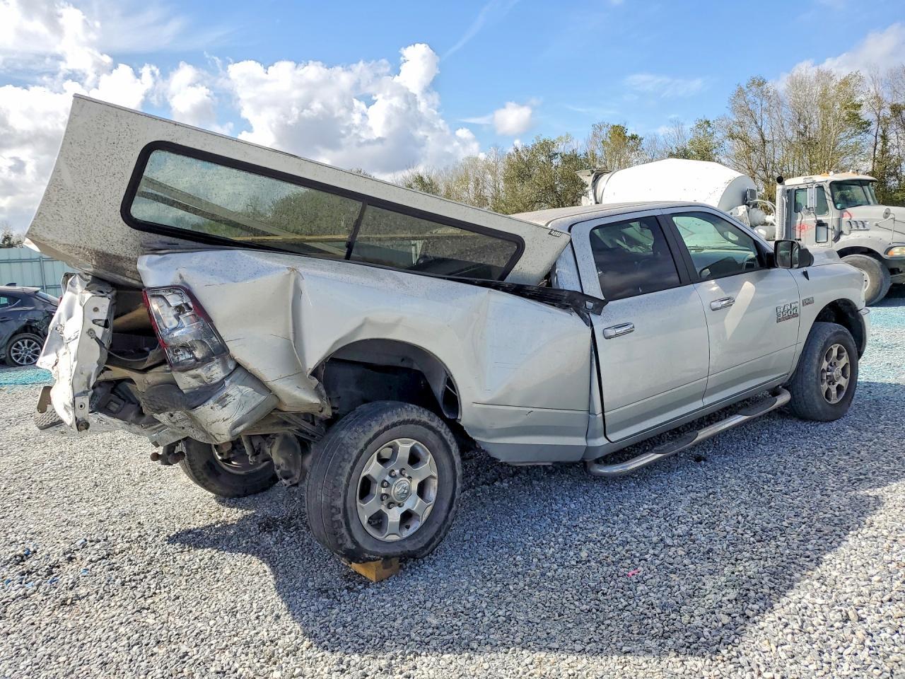 2016 Ram Trucks 3500 SLT