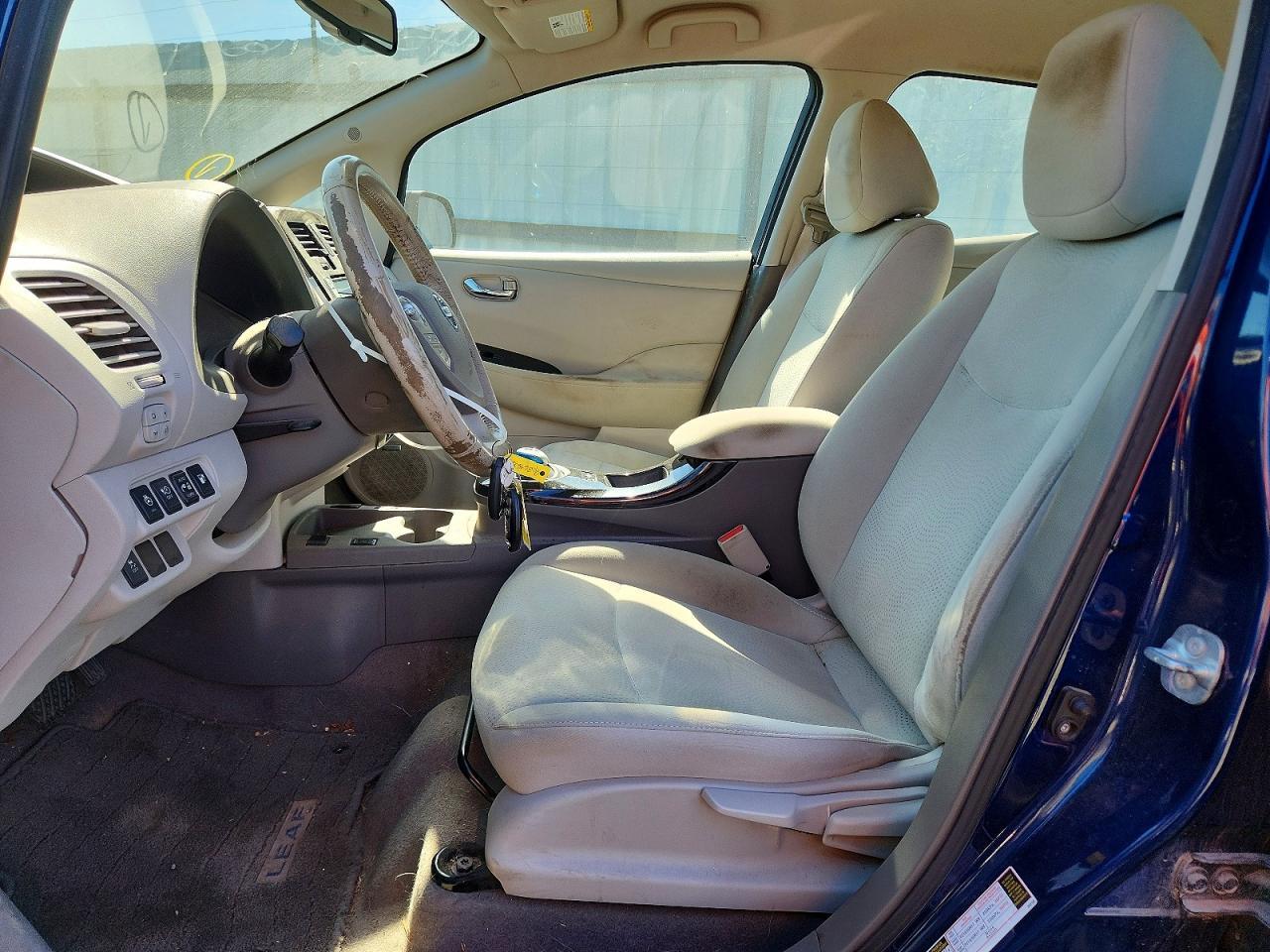 2016 Nissan Leaf S-30