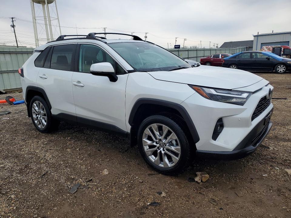 2024 Toyota Rav4 xle Premium