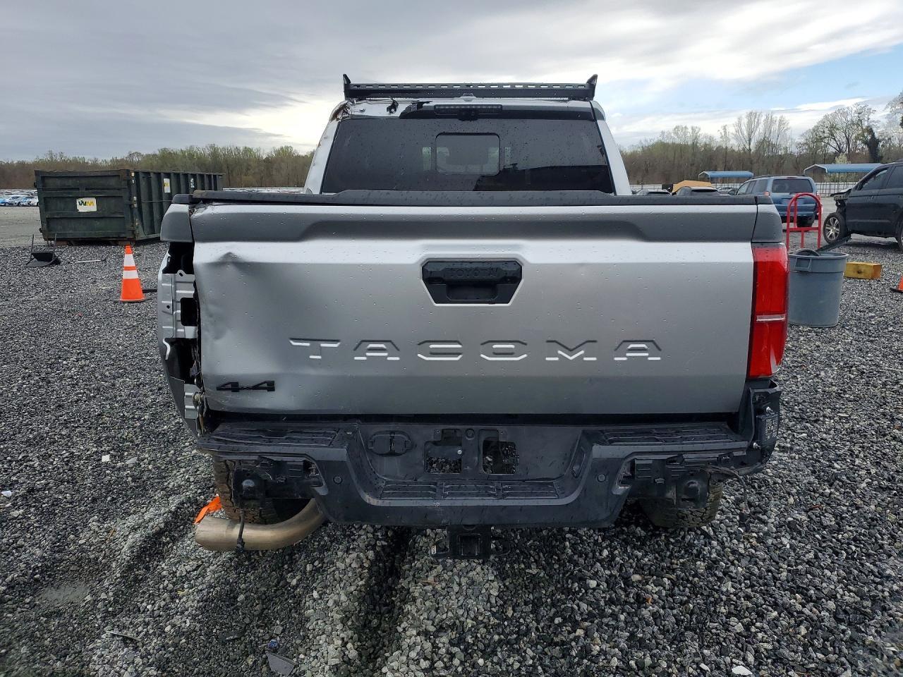 2024 Toyota Tacoma TRD OFF-Road