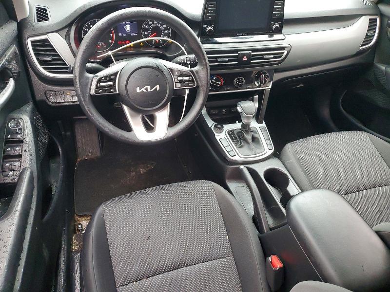 2023 KIA Seltos lx