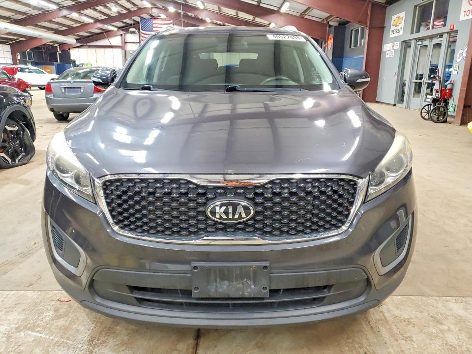 2016 KIA Sorento lx V6