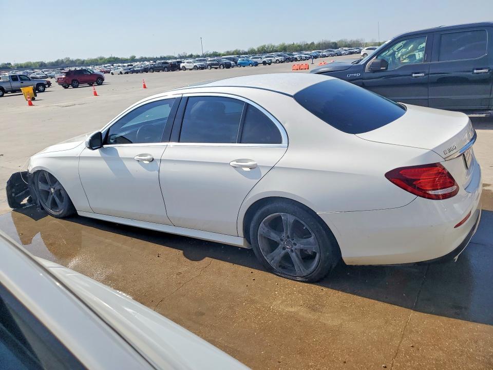 2017 Mercedes-Benz E 300