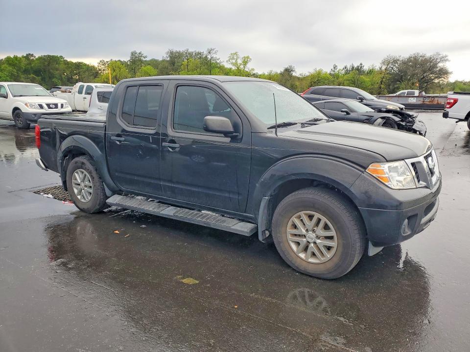 2021 Nissan Frontier SV