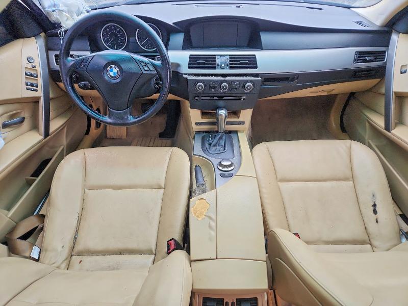 2004 BMW 525i