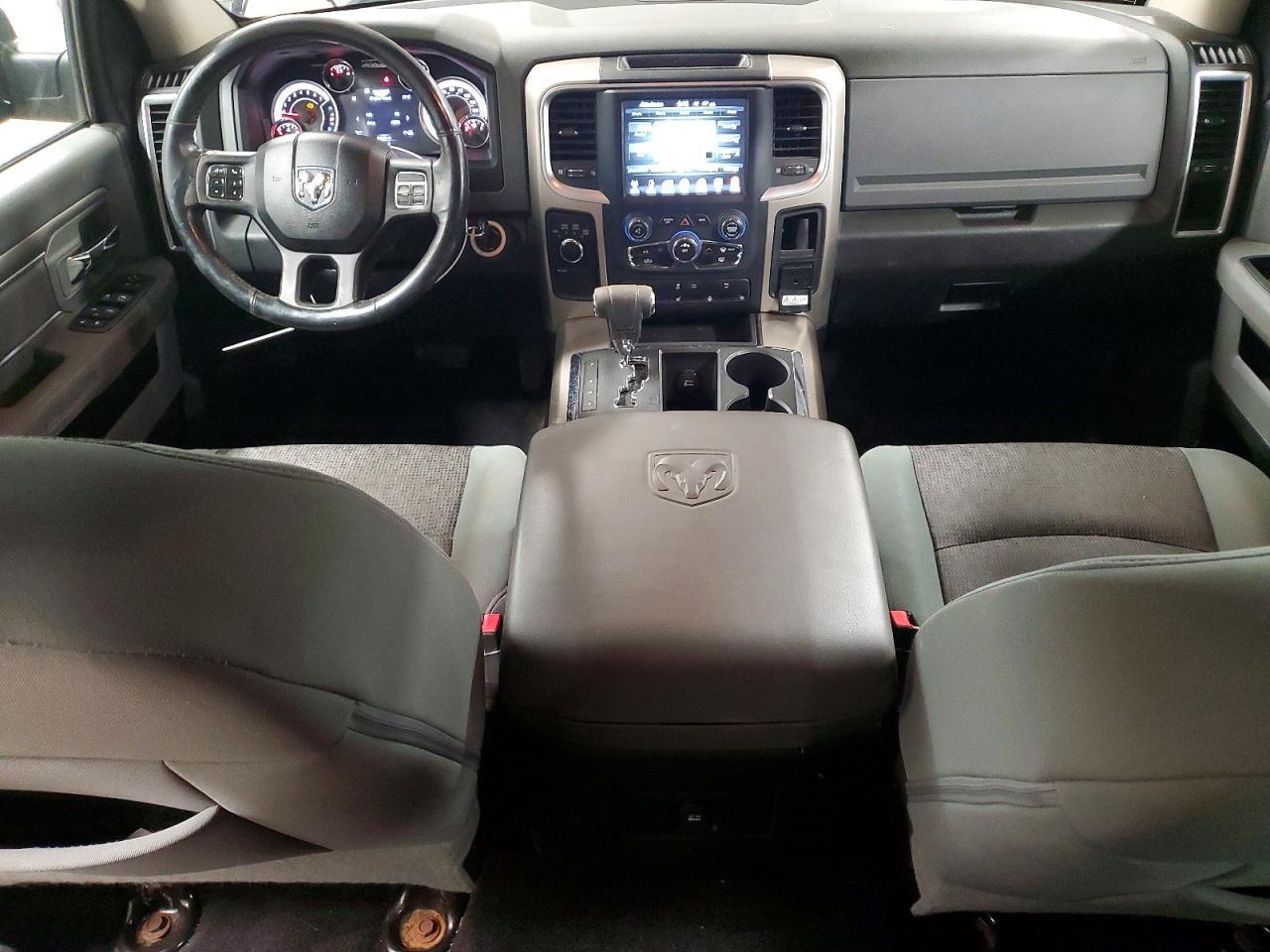 2013 Ram Trucks 1500 SLT