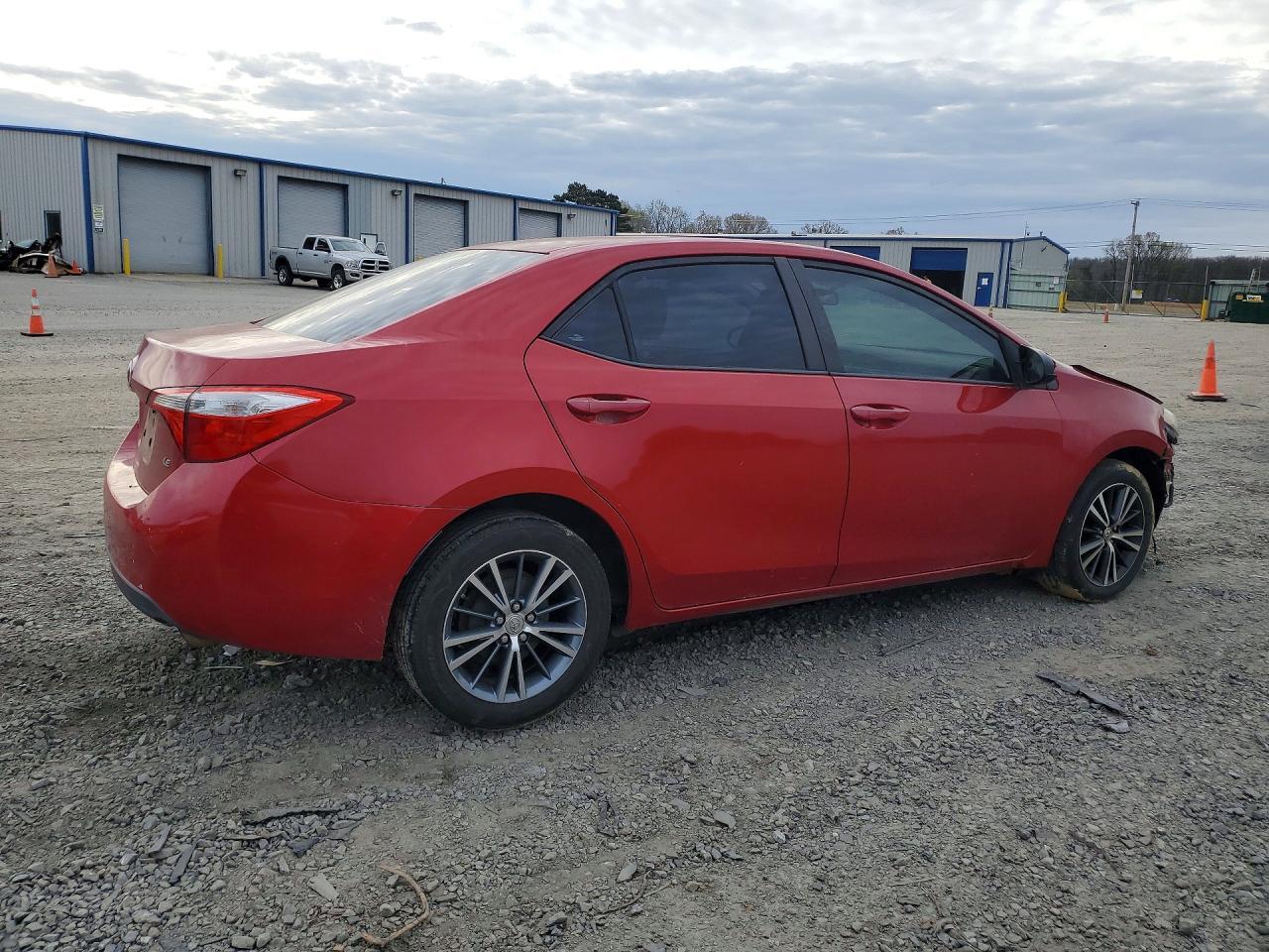 2016 Toyota Corolla le Plus
