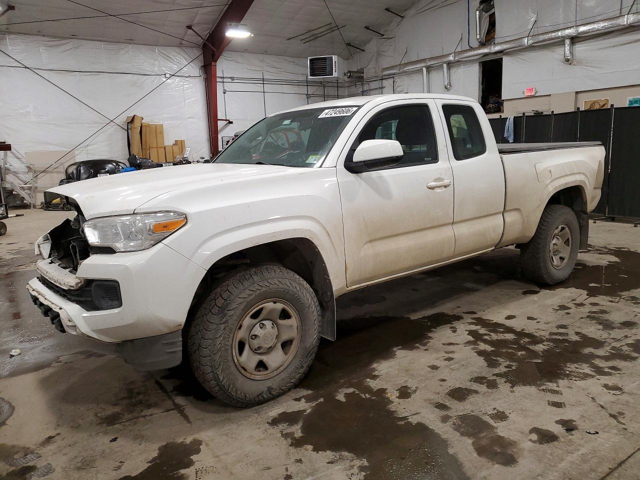 2016 Toyota Tacoma SR