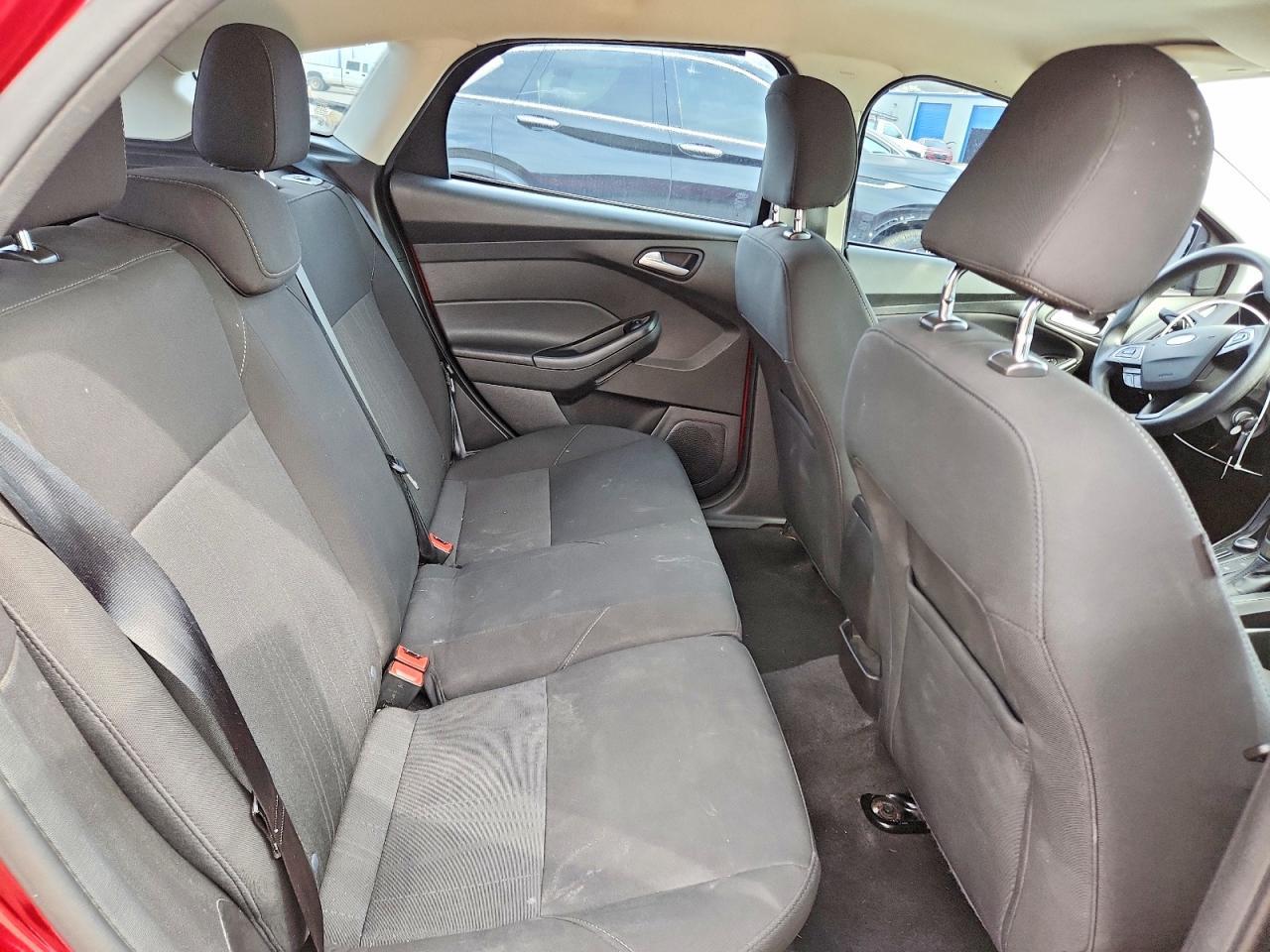 2017 Ford Focus se