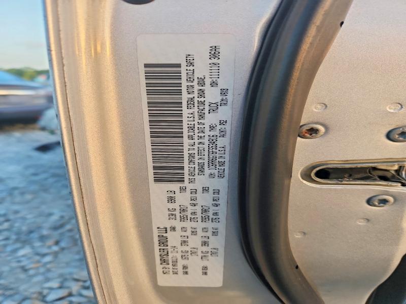 2015 Dodge RAM 1500 SLT