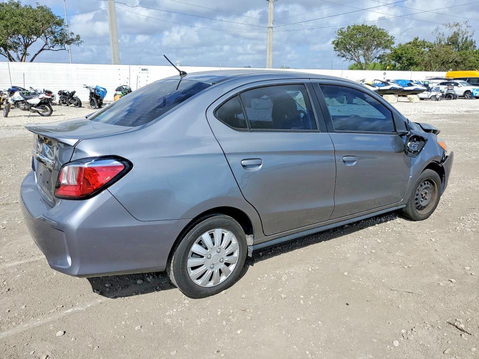 2022 Mitsubishi Mirage G4 es