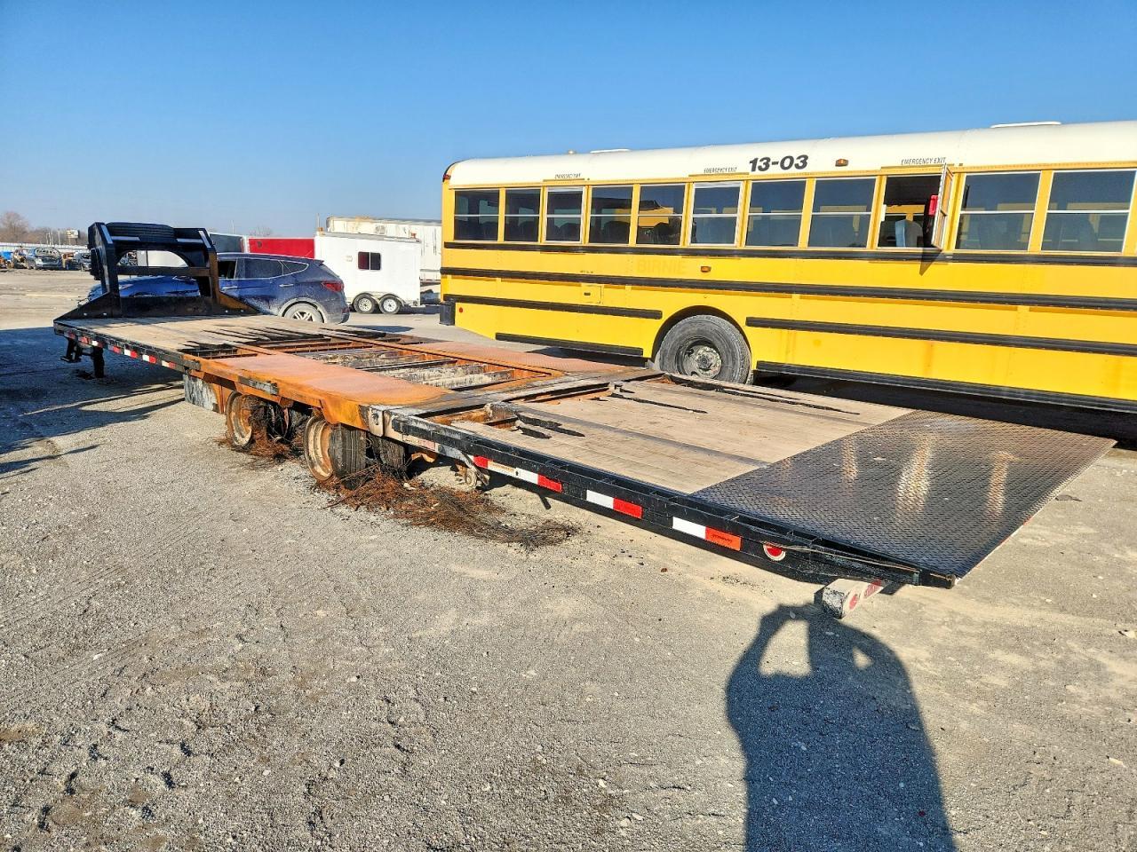 2025 PJ LY321 Equipment Trailer