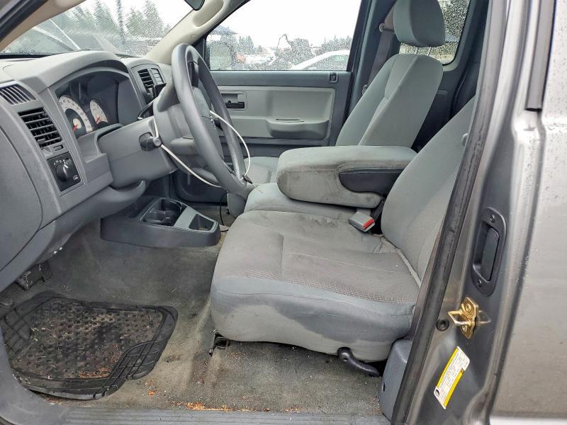 2005 Dodge Dakota st