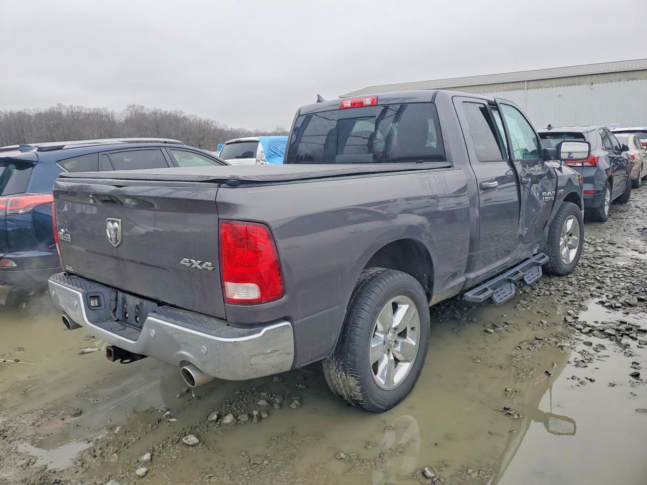 2018 Dodge RAM 1500 SLT
