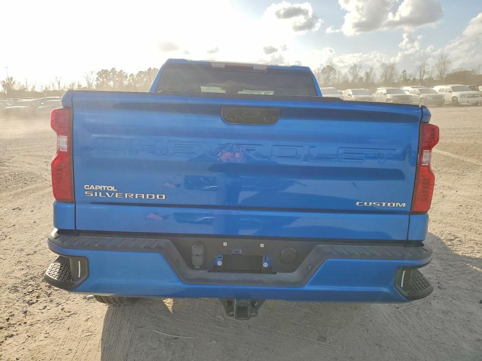 2023 Chevrolet Silverado C1500 Custom