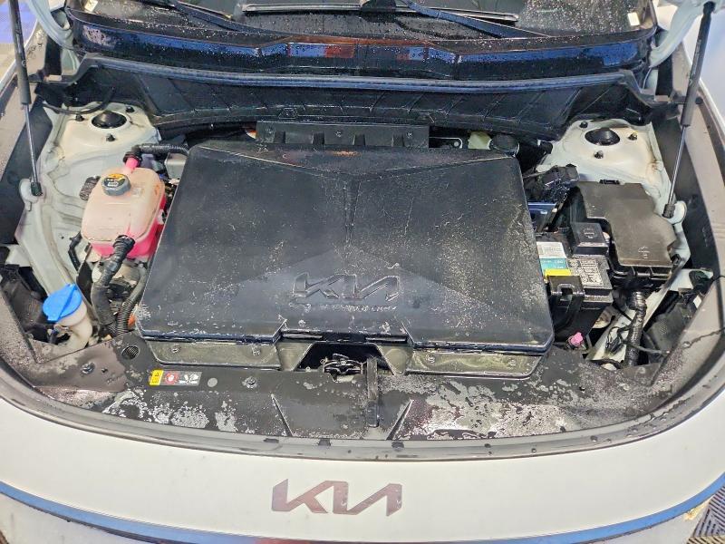 2023 KIA Niro ev Wind