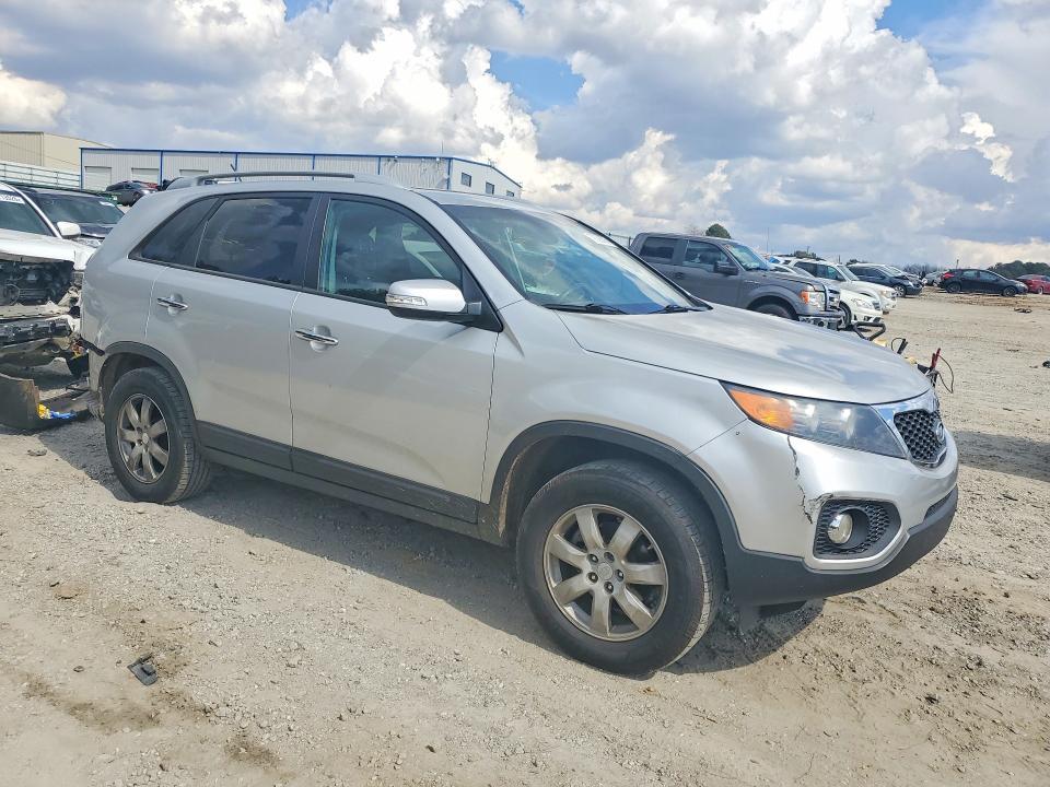 2011 KIA Sorento lx