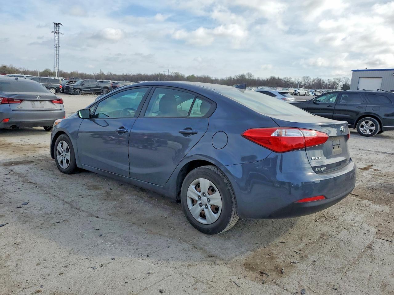 2015 KIA Forte lx