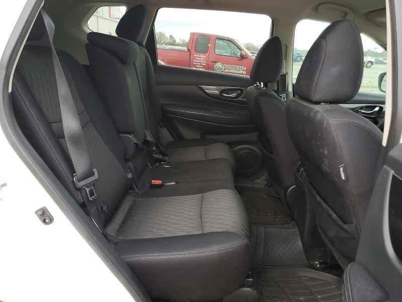 2017 Nissan Rogue sv