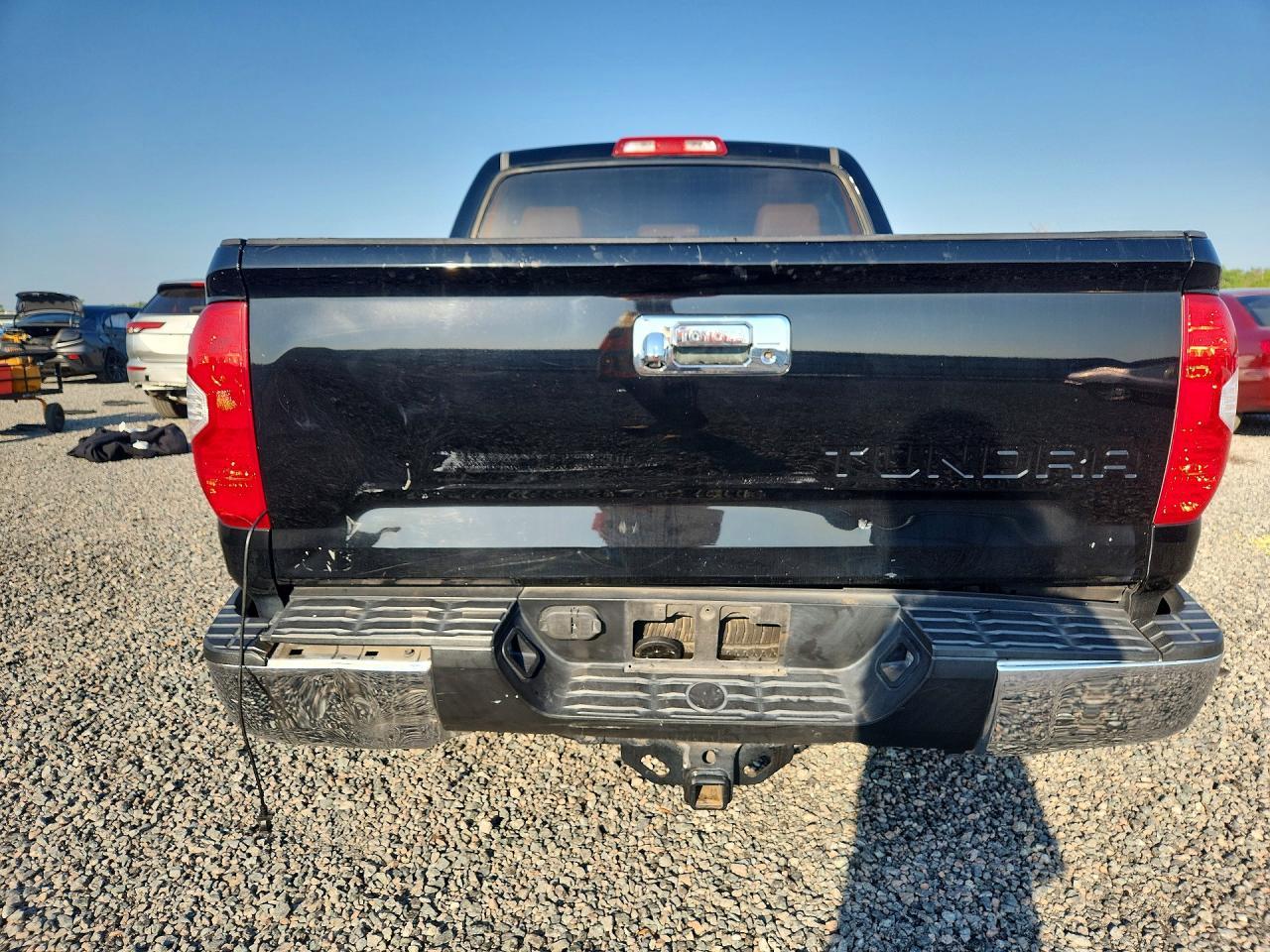 2016 Toyota Tundra SR5