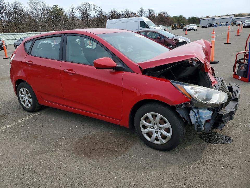2013 Hyundai Accent gs