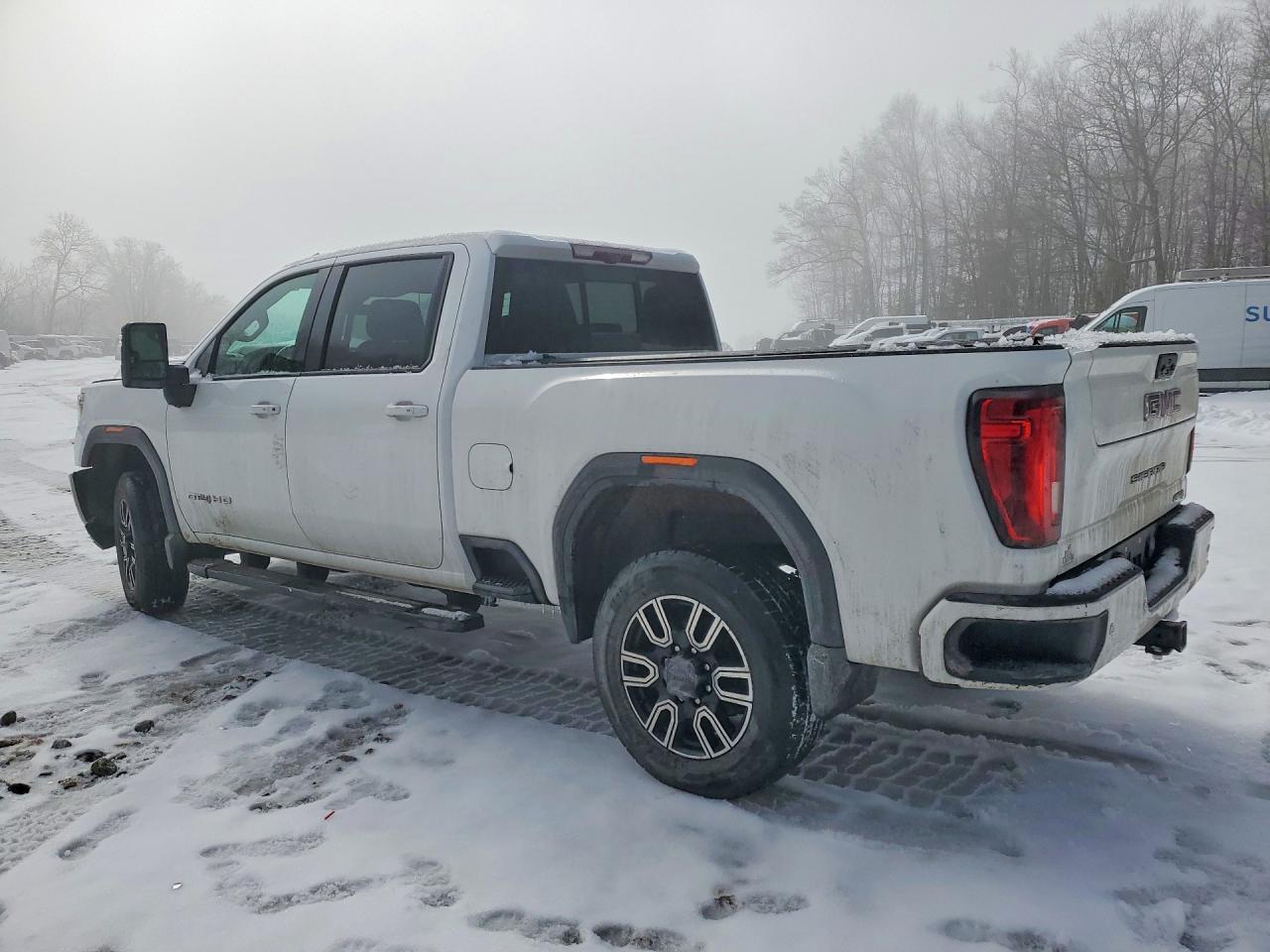 2020 GMC Sierra K2500 AT4