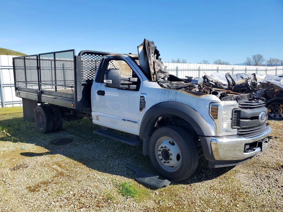 2018 Ford F550 Duty Super Duty Flatbed Truck