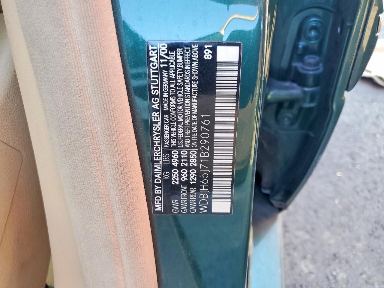 2001 Mercedes-Benz E 320