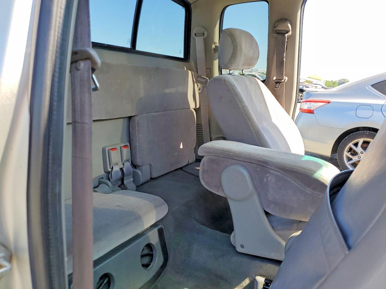 2002 Toyota Tacoma Base