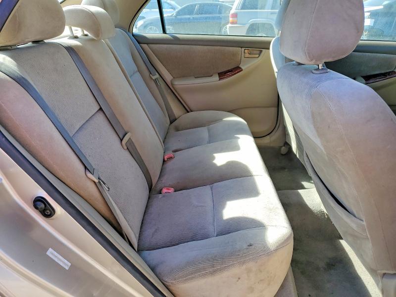 2005 Toyota Corolla le