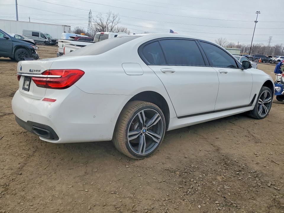 2017 BMW 740 i