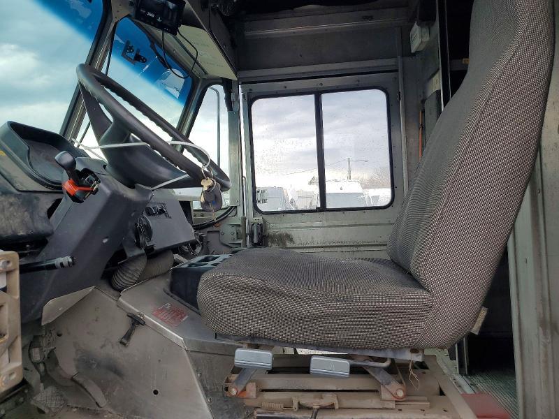 2021 Freightliner MT45G Chassis Delivery Truck
