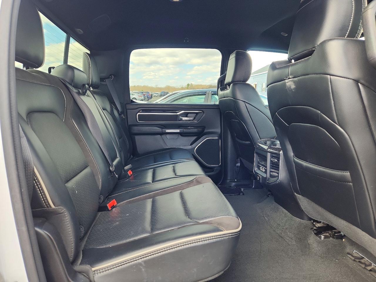 2022 Dodge 1500 Laramie